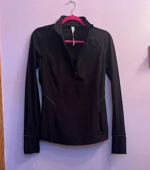 Lululemon Half-Zip thumbnail 1