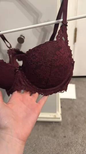 PINK Bra Victoria's Secret thumbnail 3