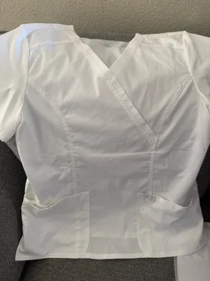 Cherokee Scrub top thumbnail 1