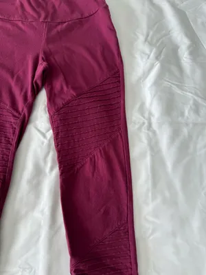 Maroon Leggings With Ruched Panel Details thumbnail 3