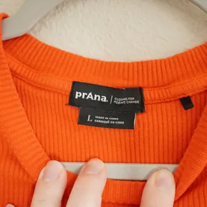 Prana Womens Size Large Orange Ribbed Short Sleeve Crew Neck T-Shirt Casual Soft thumbnail 3