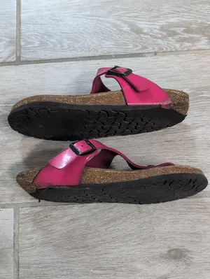 Birkenstock Patent Pink Gizeh Sandals | Women's 38 Birkenstock Gizeh Sandals thumbnail 10