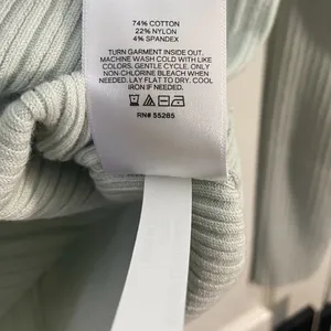 NWT Express Ribbed V Neck Fitted Long Sleeve Top Mint Green Size L Stretch thumbnail 9