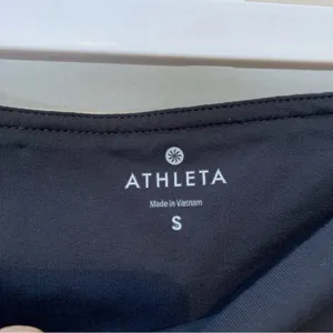 Athleta Blue Revelation Capri Leggings Cropped 921636 Womens Size Small thumbnail 4