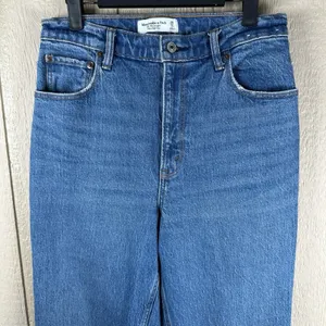 Abercrombie & Fitch 90s Straight Ultra High Rise Jeans Womens 28/6XL Medium Wash thumbnail 2