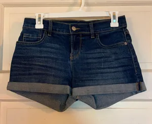 Old Navy Denim Boyfriend Shorts thumbnail 1