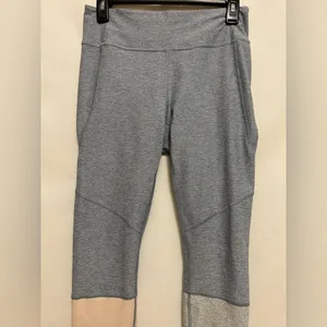 Outdoor Voices Colorblock‎ Leggings Size Medium thumbnail 4