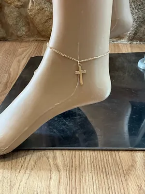 Stylish Gold Cross Charm Anklet thumbnail 4