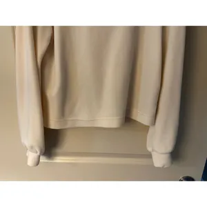 Wallflower Butter Turtleneck Fuzzy Sweater Women's Sz Medium thumbnail 7