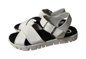 Circus by Sam Edelman Sandals Womens 9 White Cross Strap Platform Lug Sole thumbnail 1
