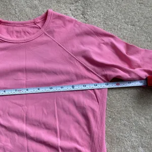 Athleta Long Sleeve Seamless Top Women's Size XS Pink Workout Running Active thumbnail 5