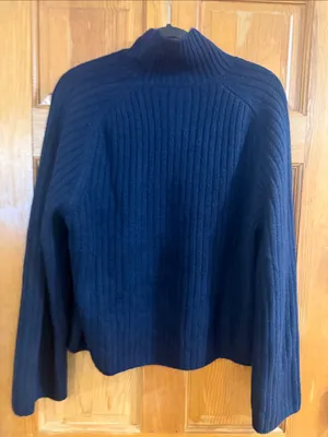 NWT Gap mocked neck ribbed navy blue sweater size medium. thumbnail 7