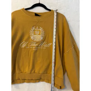 Vans Off The Wall Sweatshirt Womens Medium Mustard Yellow Embroidered Pullover thumbnail 4