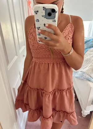 pink flowy dress Size L thumbnail 1
