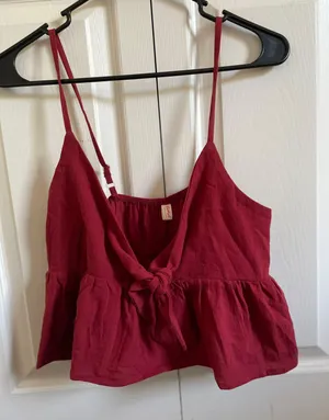 Romwe Crop Top thumbnail 1