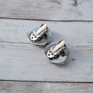 Vintage Clip On Earrings Patterned Silver Tone Statement 7/8" thumbnail 4