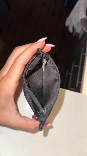 Lululemon Wallet thumbnail 3