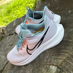 NIKE AIR ZOOM PEGASUS 39 DOLL LIGHT PURPLE BLACK RUNNING women shoes size 10 thumbnail 4