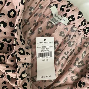 American Eagle Cheetah Off The Shoulder Top thumbnail 5