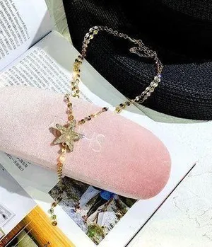 18K Gold Plated Layered Metal Sequins Stat Pendant Choker Necklace for Women thumbnail 1