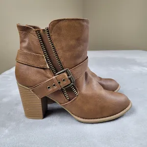 Not Rated Women's Ankle Boots Brown Pull On Buckle Size 9 thumbnail 3