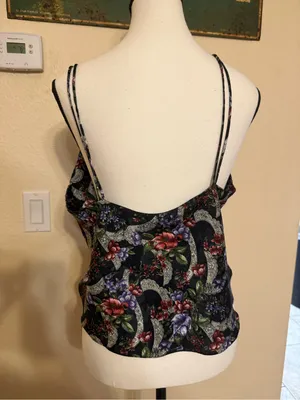 VTG Victoria’s Secret Floral Cutout Camisole Medium Gold Label Tank Top Y2K Cami thumbnail 3