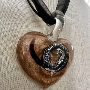 Gold tone black glass heart pendant necklace thumbnail 5