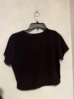PrettyLittleThing Brown Mesh Cropped Crewneck Tee thumbnail 3
