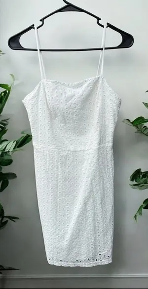 Windsor NWT White Eyelet Dress Medium thumbnail 1