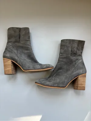 FREE PEOPLE Breakers Suede Heeled Boots Size 38 Gray Block Heel Zip Side Booties thumbnail 3