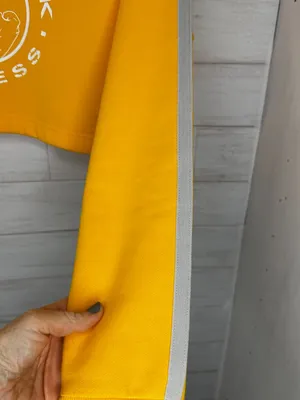 NWOT Gymshark Legacy Fitness Cropped Yellow Crewneck Sweatshirt Size Medium thumbnail 4
