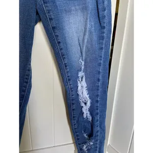 Rue 21‎ Womens Jeans Sz 4 Low Rise Ankle Jegging Distressed Destroyed Ripped thumbnail 4