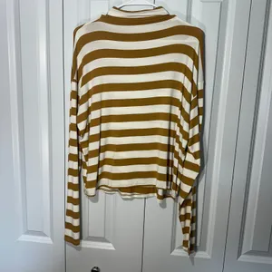 NWT BKE Mock Neck Top Womens Large Yellow Cream Striped Long Sleeve Soft Buckle‎ thumbnail 3