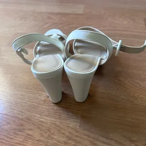 Chinese Laundry White Strappy Heels thumbnail 6