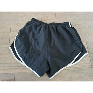 Nike Black and White Dri-FIT Tempo Running Shorts - Size Small thumbnail 6