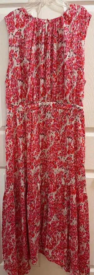 Elegant Floral Maxi Dress in Pink and White thumbnail 1