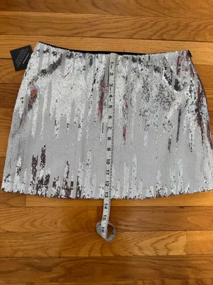 NASTY GAL Silver Sequin Mini Skirt Size Small - New with Tag thumbnail 4