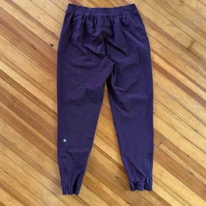 Lululemon Adapted State Jogger in Cassis Size 8 thumbnail 4