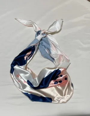 neck bandana / purse bandana thumbnail 2