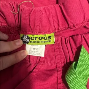 Crocs Bright Pink Lime Green Scrub Pant- Nurse Doctor Scrubs Medium thumbnail 2