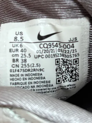 Nike Legend Essential 2 Women's Sneakers Trainers Athletic Shoes Gray Pink 8.5 thumbnail 12