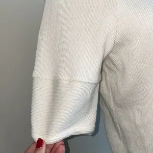 🎀 3/$20 Madewell women’s XXS textured‎ jacquard button back cream top thumbnail 4