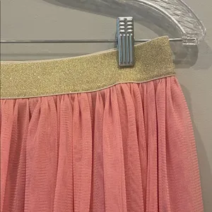 Soft Pink Tulle Midi Skirt with Gold Elastic Waistband thumbnail 2