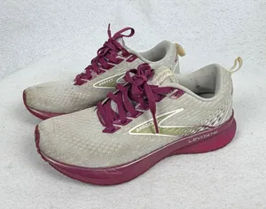 Brooks Levitate 5 Running Shoes Womens 6 Neutral Road Sneakers Grey Purple thumbnail 1
