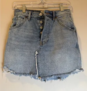 We The Free People Womens Light Wash Distressed Denim Mini Skirt Size 25 thumbnail 1