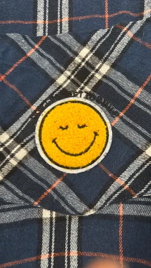 Smile Patch Plaid Flannel Button Down Shirt XL thumbnail 3