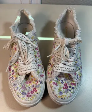 Superga thumbnail 1
