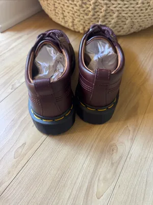 Dr. Martens Lowell Shoes thumbnail 4
