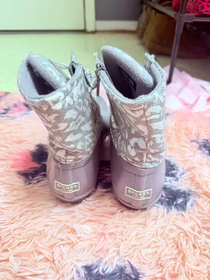 sperry boots thumbnail 2