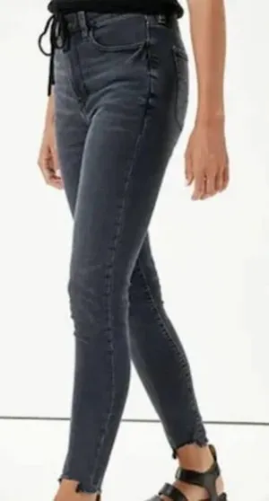 American Eagle Super Hi-rise raw hem stretchy jeggings thumbnail 1